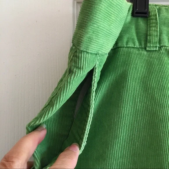 Vibrant lime colored Vineyard Vines skirt! - Picture 4 of 7